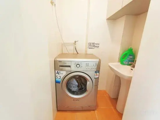 Тунхуа: Ease Hotel (Tonghua Eurasia Jiangnan Street Store)