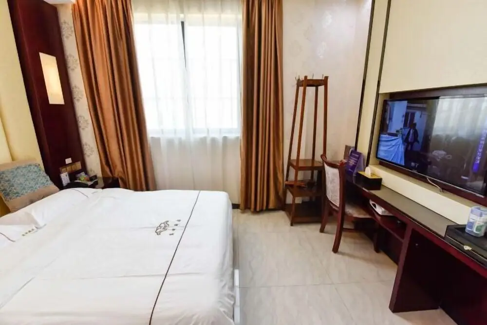 Фошань: Fuxiang Hotel (Foshan Shunde Lunjiao Branch)