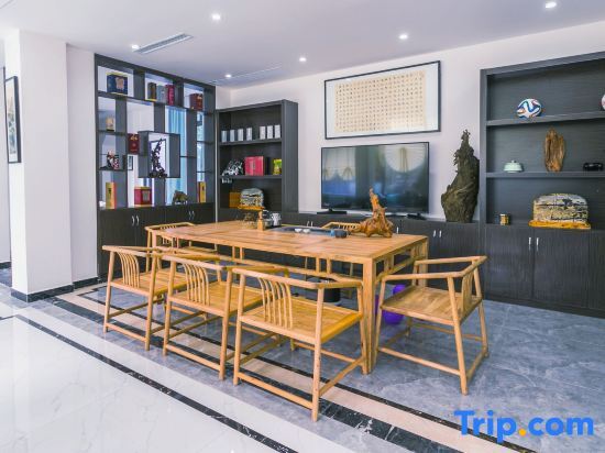 Чэнду: Chal Yunyi · Time Qingcheng Forest Private Soup House