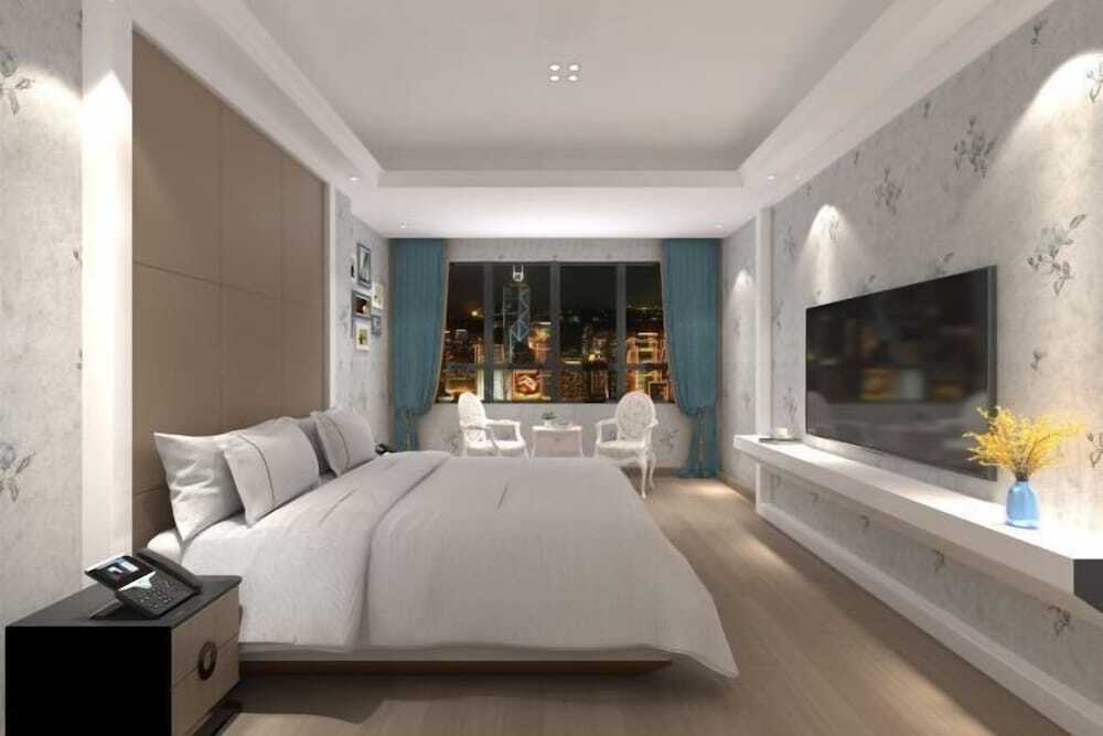 Пинсян: Feng Huang Business Hotel