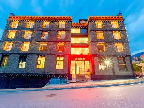 Wanan Hostel (Daocheng Yading) — фото 1