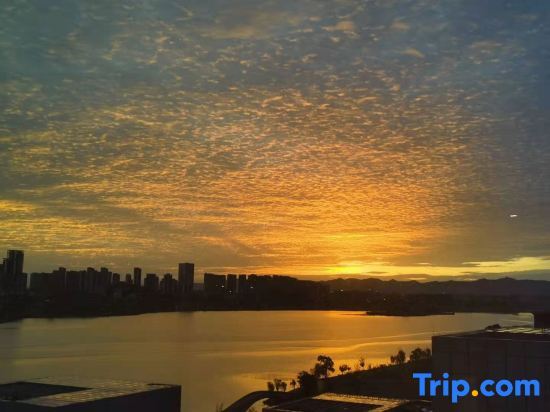 Чэнду: Lakeside Myrare Hotel