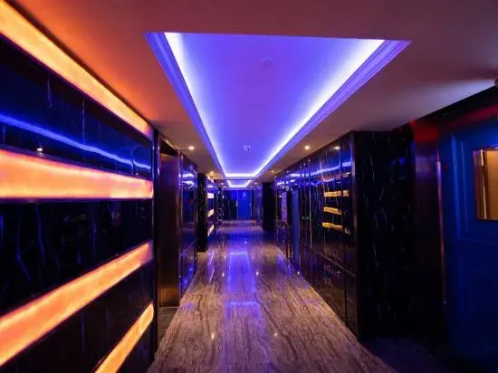 Цзиньцзянчжэнь: ELong Xicheng International Hotel (Chengmai Qianqiu Square)