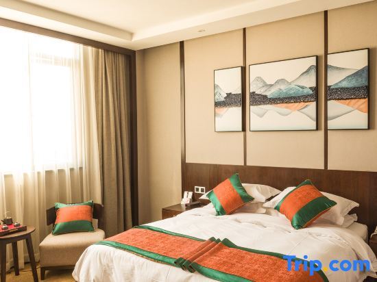 Цзиньхуа: Jinhua Hongjia · He Hotel (Jinhua Motor City Fruit Market)