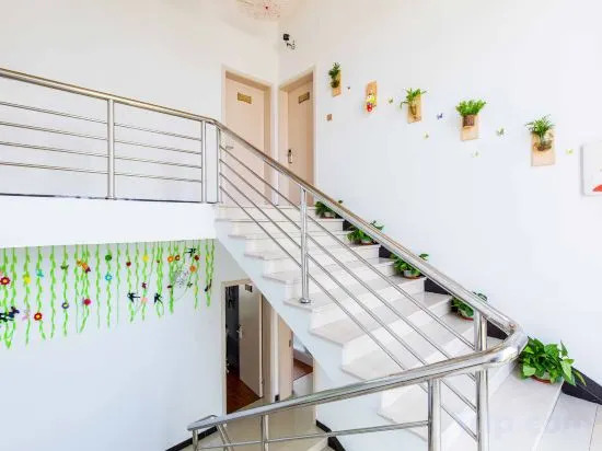 Шанхай: To Love Loyalty Hostel