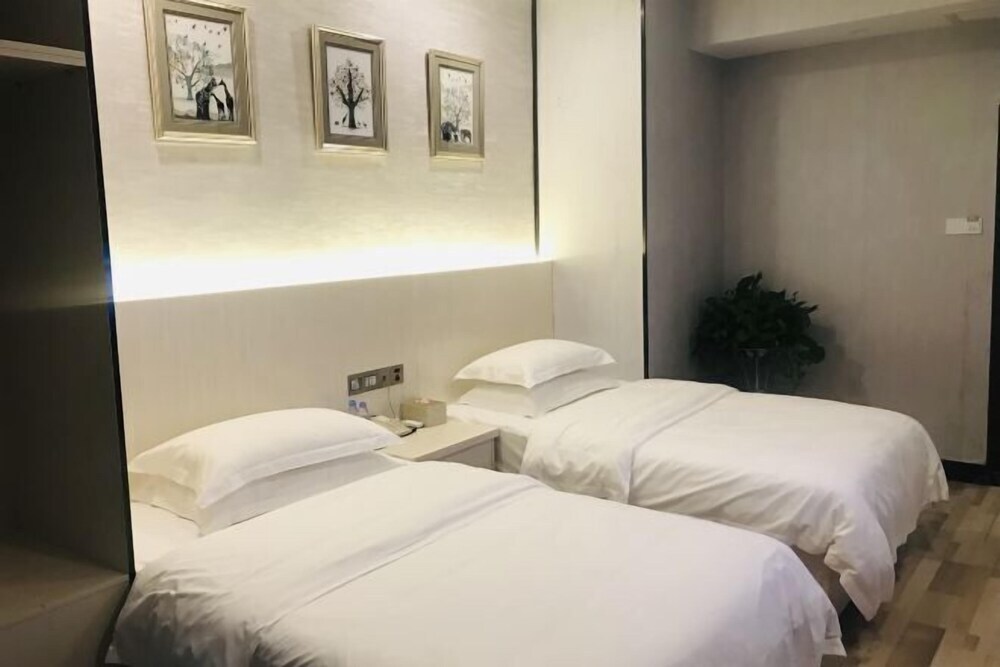 Наньпин: Kaiyue Business Hostel