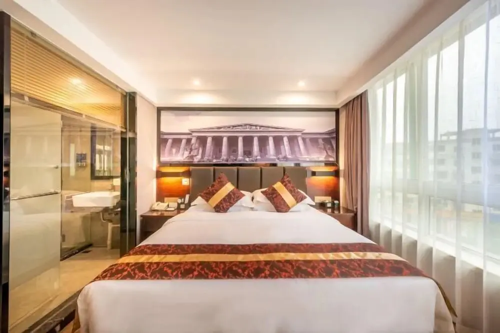 Гуйлинь: Days Inn by Wyndham Business Place Guilin Yishun