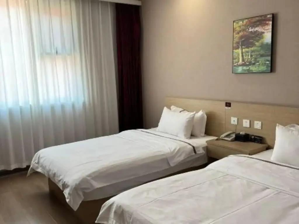 Хандань: Junyi Hotel(Cheng'an Old Bus Station Branch)