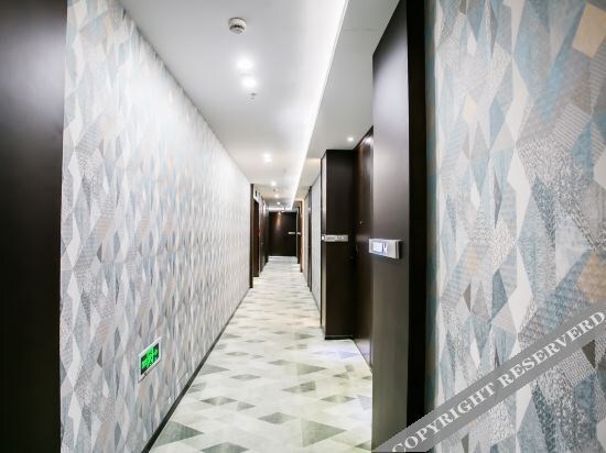Цзясинь: Puyuan X Hotel