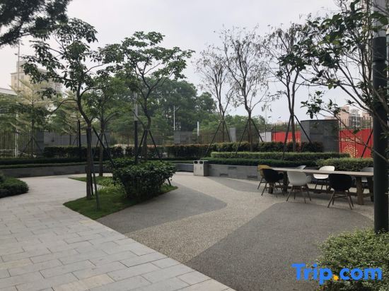 Шэньчжэнь: Shengang Executive Apartment (Shenzhen Vanke Yuncheng)