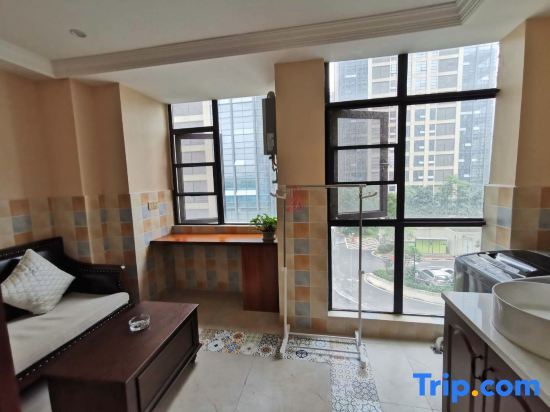 Ухань: Chunshen Hotel(Tan Xinpei Metro Station, Jiangxia District Government, Wuhan)