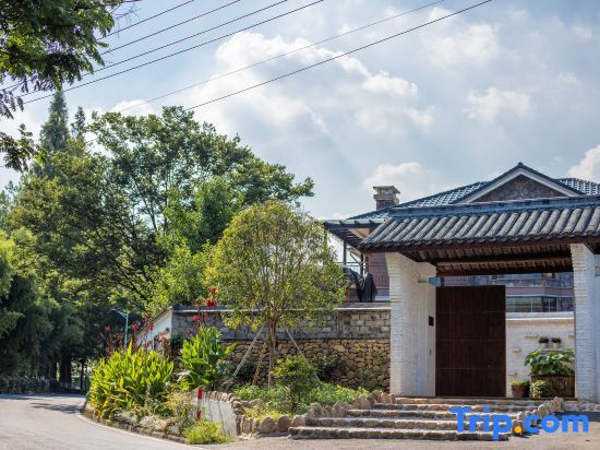 Wutong Shouwang Hostel — фото 1