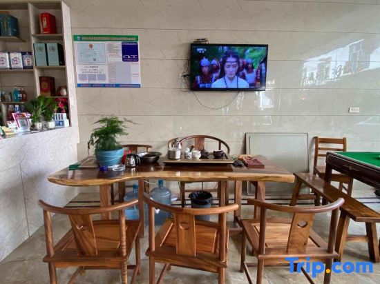 Шанграо: Lianjia Express Hotel Sanqing Mountain