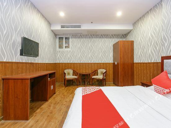 Чунцин: ShengTeng Hotel