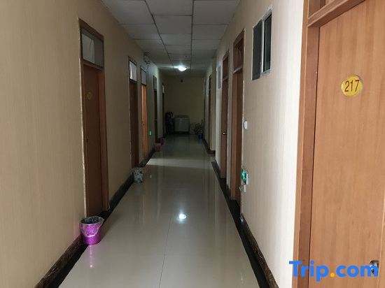 Корла: Korla Zhongxin Guest House