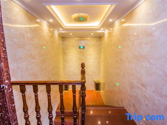 Лешан: Foguang Hotel