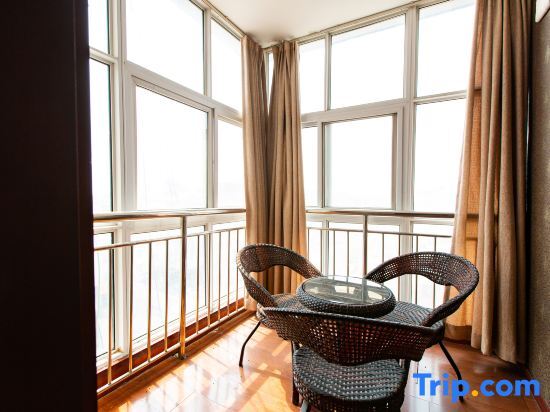 Хеби: Qixian Jinbaihui Business Hotel