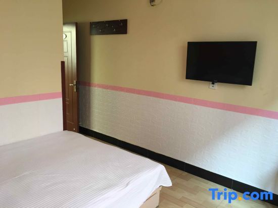Циндао: Jingde Hostel