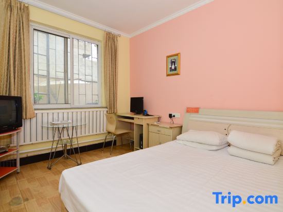 Циндао: Jingde Hostel