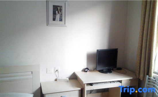 Циндао: Jingde Hostel