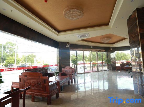 Фанчэнган: Dongxing Chengshi Relian Seaview Hotel