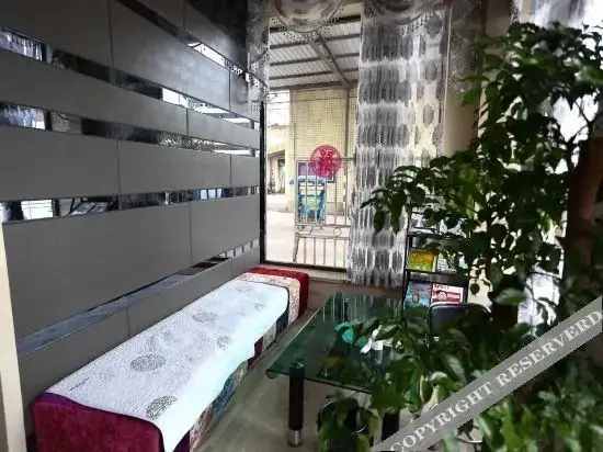 Мяньян: Mingyang Holiday Hotel
