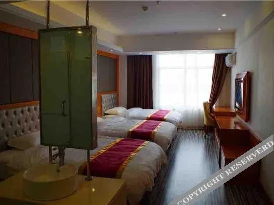 Юэян: Yayue Four Seasons Business Hotel