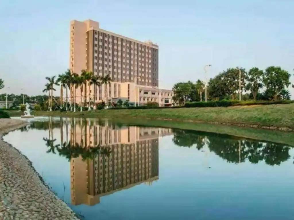 Чжухай: Four Seasons Mansion Apartment Hotel