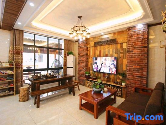 Хучжоу: Bamboo and Apricot Garden House