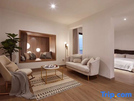 Хучжоу: Tasha Dudo Amor Private Tang Castle Homestay (Moganshan Branch)