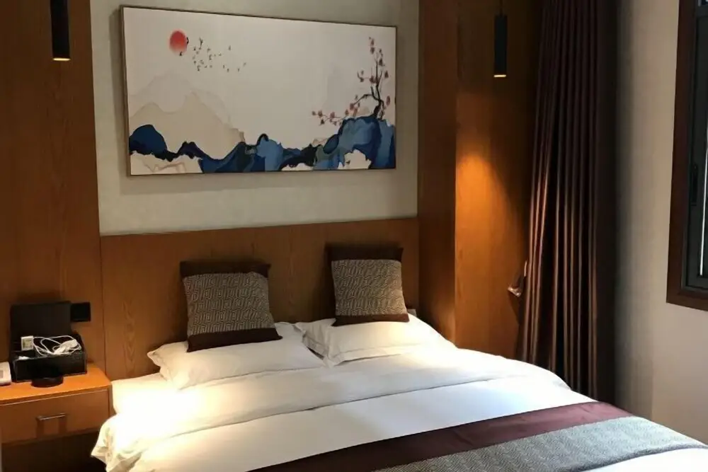 Longhua Hotel — фото 1