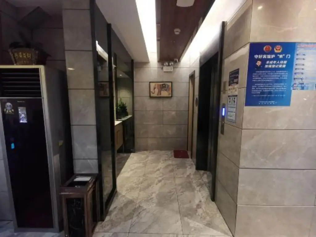 Zhongshan Jiating Apartment (Mingzhu Station Wangyu Road Branch) — фото 1