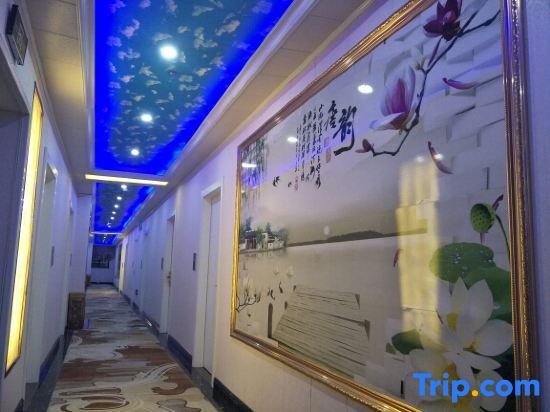 Pinghu Xinyue Fashion Hotel — фото 1