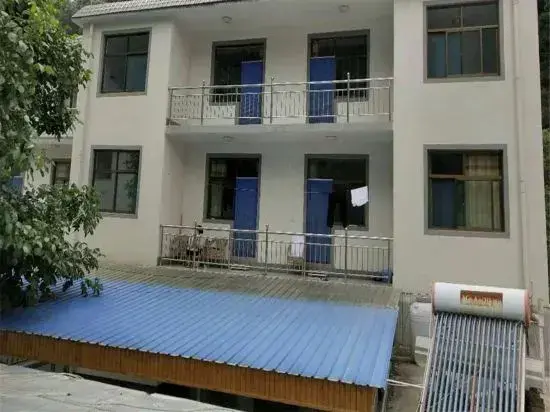 Шицзячжуан: Ling shou farm xianju
