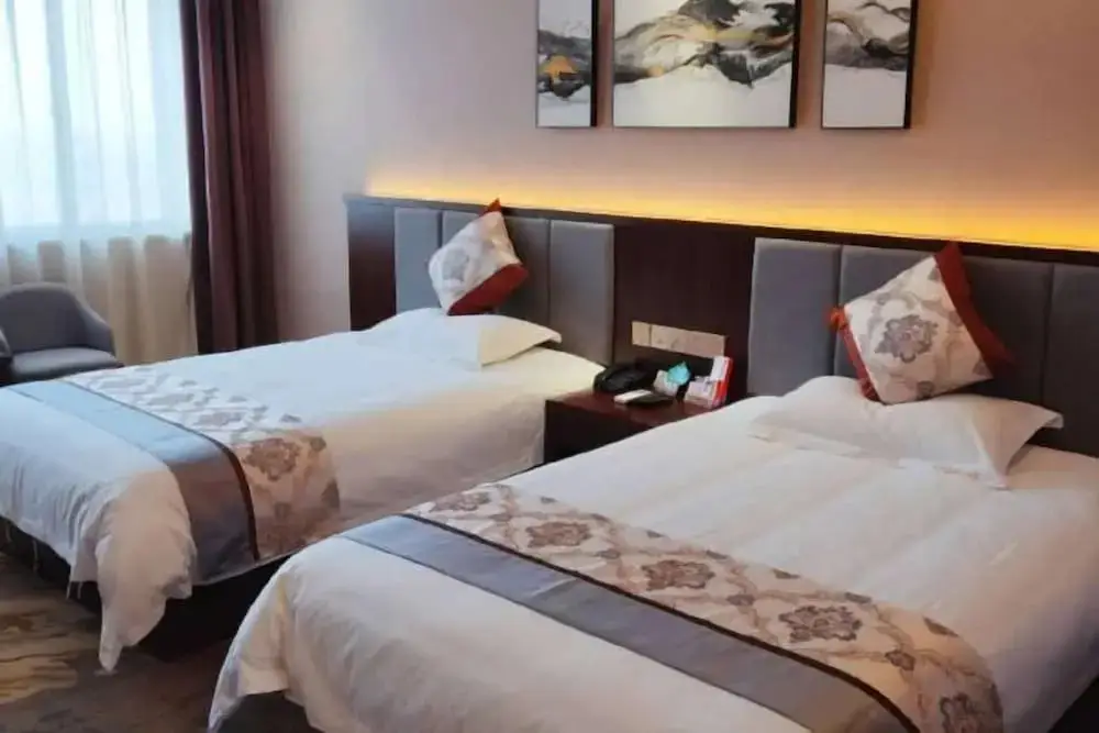 Хучжоу: Waterfront Garden Hotel