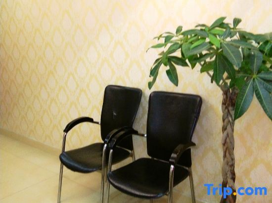 Чжухай: Yi'an Business Hotel