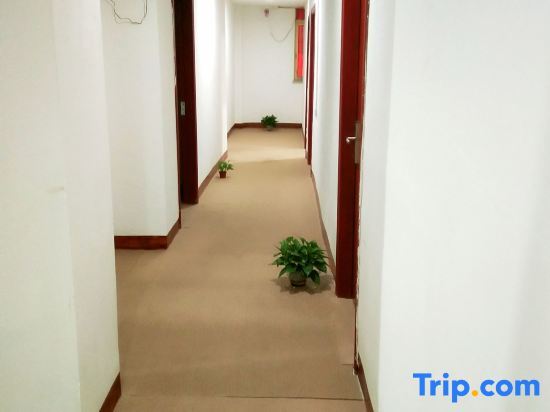 Чжухай: Yi'an Business Hotel