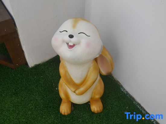 Шанхай: Shanghai   Dawuli Cat Garden Hotel