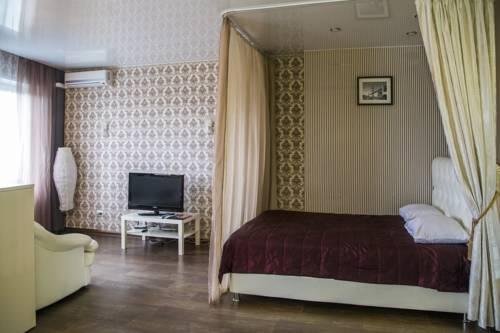 Красноярск: Apartment on 78 Dob. brigady, 28-1 by KrasStalker