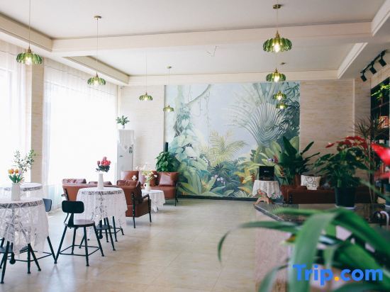 Цзясинь: Mujin Jiaren Hostel