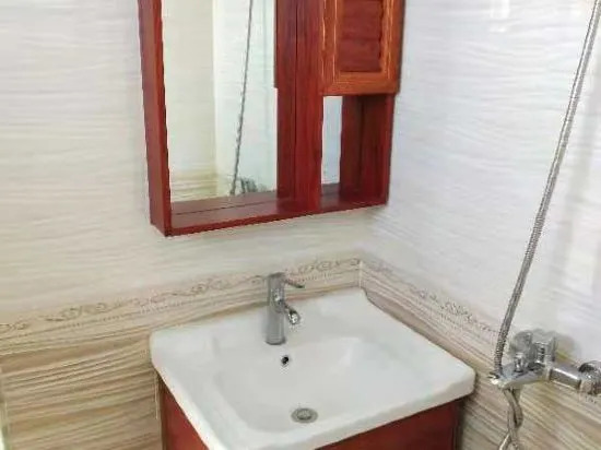 Линшуй: Lingshui Xinshengyuan Travel Agency