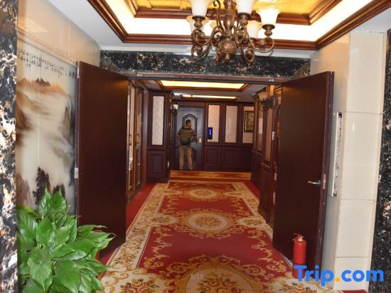 Чунцин: Qinxinyuan Hostel