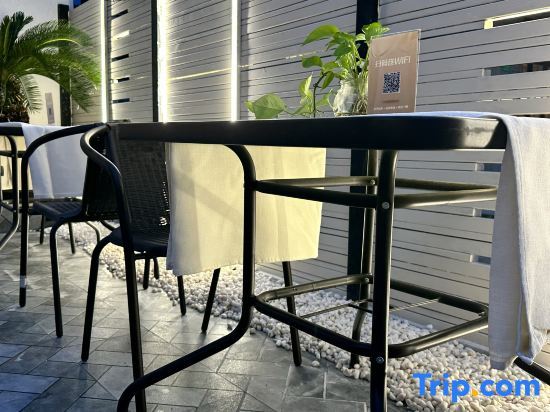 Шанхай: Tinghai Boutique Hostel