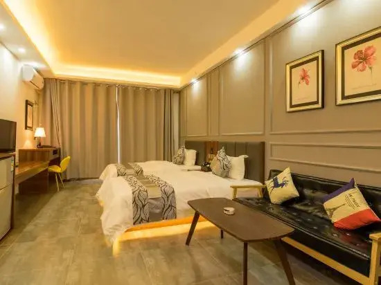 Цзинхун: Yanzhan Homestay (Sunshine Holiday)