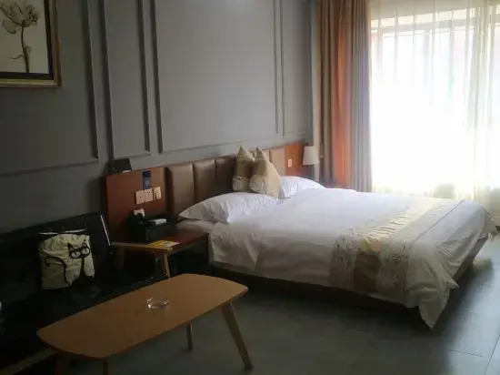 Цзинхун: Yanzhan Homestay (Sunshine Holiday)