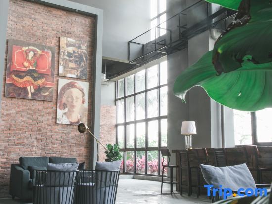 Хайкоу: Haikou Guanlan Lake Huayi FengXiaogang film community filmmaker Hotel