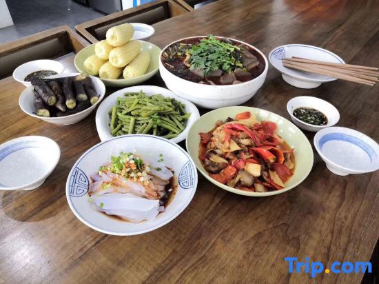 Шанхай: Shanghai corner boutique homestay