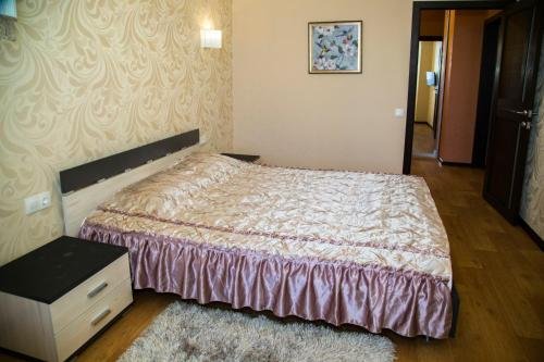 Красноярск: Apartment on Shakhterov, 44 by KrasStalker