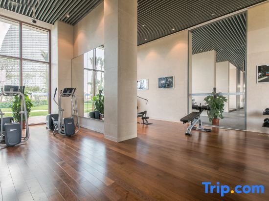 Санья: Sanya Haitangwan Cassina Seaview Apartment (International Duty Free City Shop)