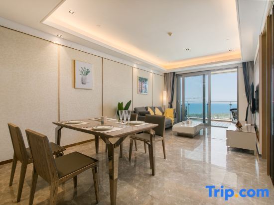 Санья: Sanya Haitangwan Cassina Seaview Apartment (International Duty Free City Shop)